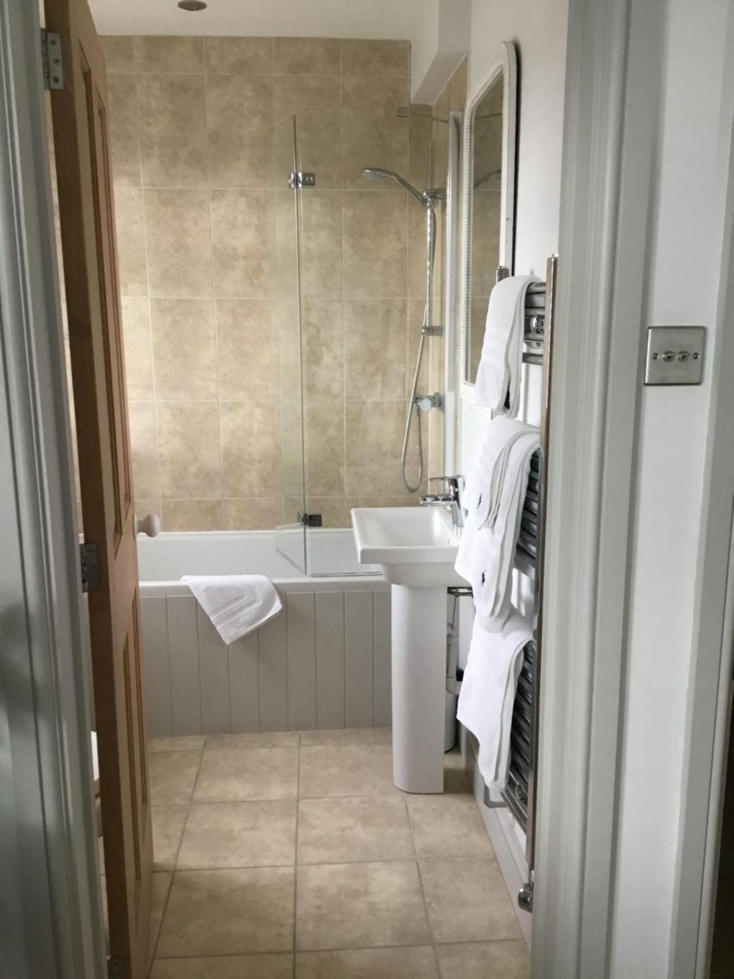 Number 19 B&B Chichester Habitación foto