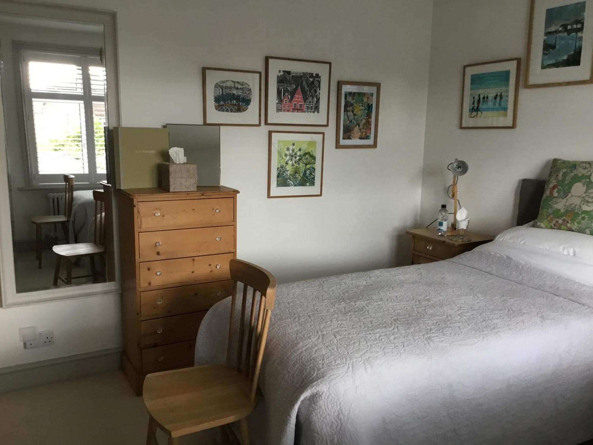 Number 19 B&B Chichester Habitación foto